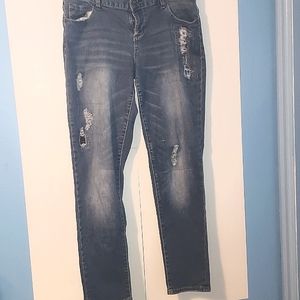 MAURICES SIZE 11/12 REG JEANS 💙